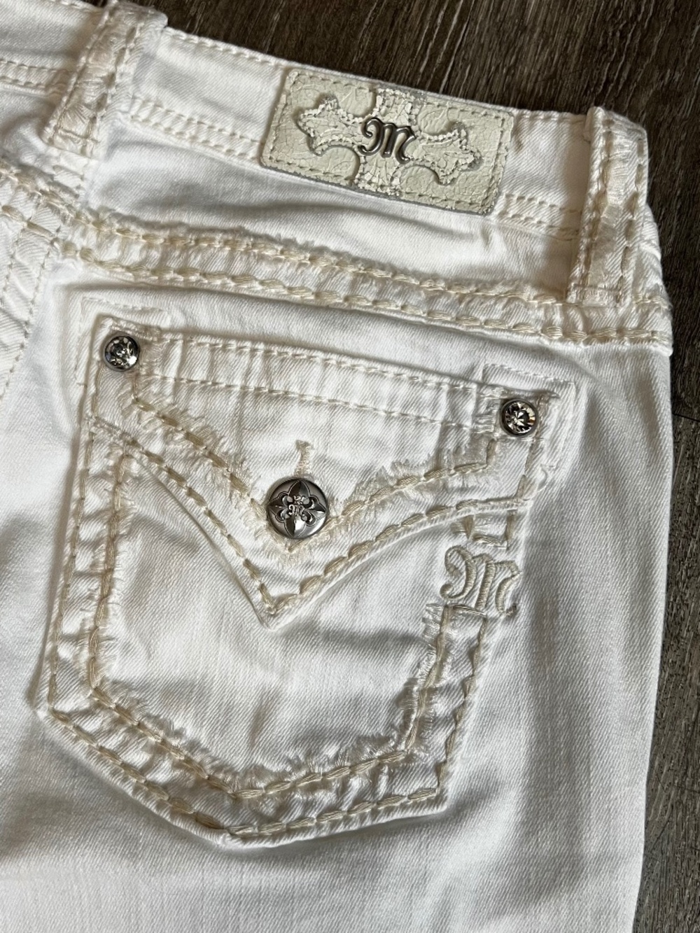 Miss Me Mid-Rise Bootcut Jeans Women's 28 White Western Rhinestone 2000s Y2K